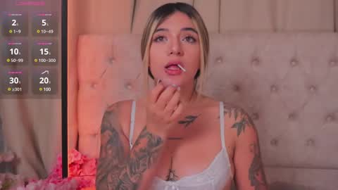 Ashley Lauren online show from 03/03/25, 06:59