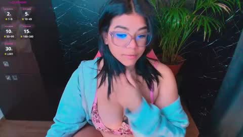 Ashleyy18   online show from 02/09/26, 12:36