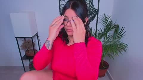 Ashleyy18   online show from 04/05/26, 07:55