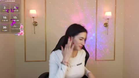 Snapshot of ashleyy__fox chatting on 04/28/26, 07:41 Hi Im Ashley Dont forget to follow me to have me close to you online show from 04/28/26, 07:41