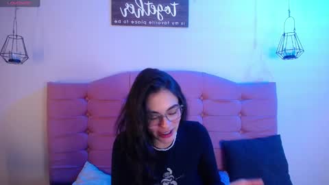 kylie online show from 03/08/25, 06:43