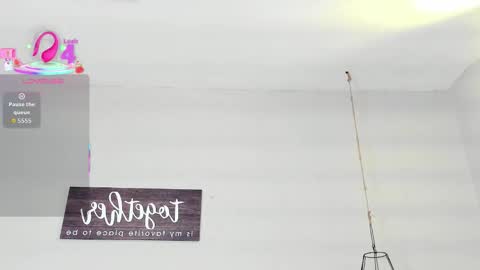 kylie online show from 10/24/25, 01:57