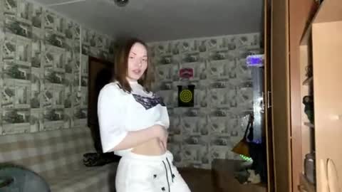 Lily online show from 03/27/26, 06:40