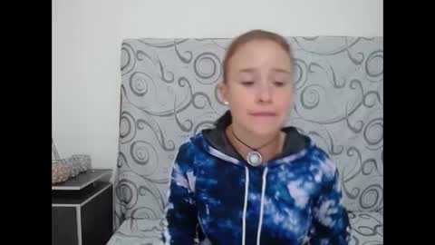 Snapshot of ashly_93 chatting on 01/19/25, 11:10 engel online show from 01/19/25, 11:10