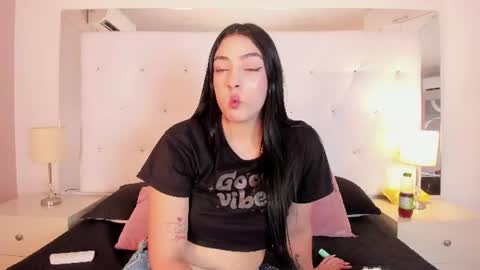 Ashly online show from 07/04/26, 07:31