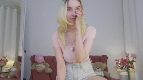 ashly_cherry online show from 09/29/25, 11:15