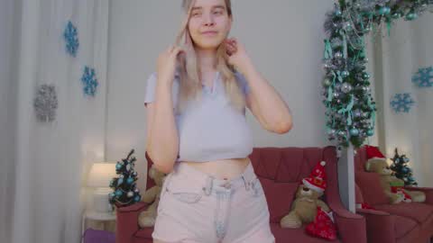 Snapshot of ashly_cherry chatting on 01/15/26, 11:04 ashly_cherry online show from 01/15/26, 11:04