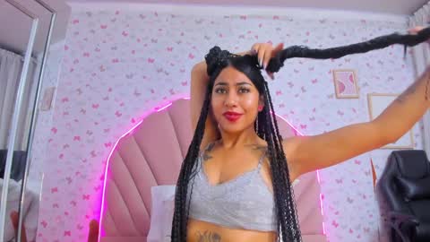 Ashly online show from 12/30/24, 12:20