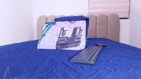 Ashly online show from 12/05/25, 12:03