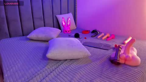 ashlye_miller_ online show from 02/23/25, 06:49