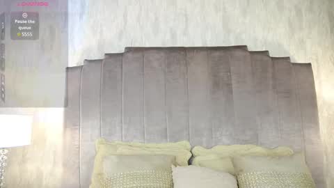 Paula Baleta  online show from 01/22/25, 02:26