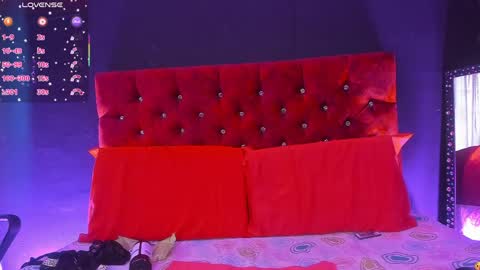 Ashly online show from 04/28/26, 06:35