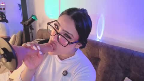 Snapshot of ashlynnlowe_ chatting on 03/03/26, 10:26 Ash online show from 03/03/26, 10:26