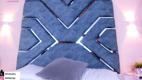 Ashly  online show from 12/06/24, 10:41