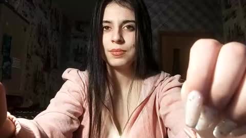 Snapshot of ashtonvisnosky chatting on 12/16/25, 10:42 Lina online show from 12/16/25, 10:42