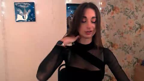 asia_n_ online show from 10/31/25, 11:11