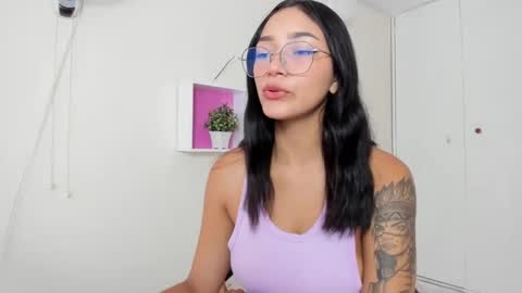 Camila online show from 12/03/24, 01:10