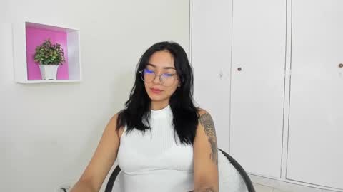 Camila online show from 01/31/25, 01:02