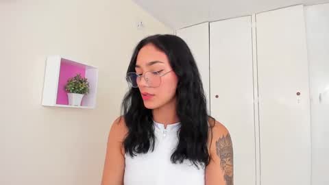 Camila online show from 02/07/25, 02:26