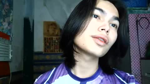 asian_babyboi online show from 06/18/26, 11:36