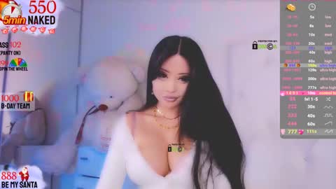 Snapshot of asian_gf chatting on 12/21/24, 06:52 usually start stream about 10 pm PST 1 am EST online show from 12/21/24, 06:52