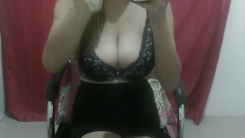Snapshot of asian_godess69 chatting on 10/29/25, 01:08 asian godess69 online show from 10/29/25, 01:08