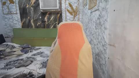 Snapshot of asian_janeth chatting on 05/01/26, 01:10 im janeth single mom online show from 05/01/26, 01:10