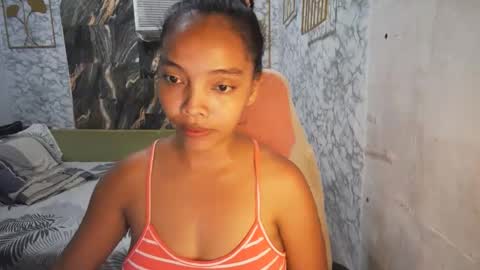 Snapshot of asian_janeth chatting on 05/05/26, 01:57 im janeth single mom online show from 05/05/26, 01:57