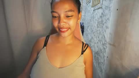 Snapshot of asian_janeth chatting on 05/20/26, 12:28 im janeth single mom online show from 05/20/26, 12:28