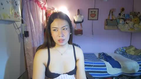 Snapshot of asian_llory chatting on 03/07/26, 01:35 asian_llory online show from 03/07/26, 01:35