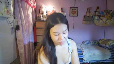 Snapshot of asian_llory chatting on 03/13/26, 12:17 asian_llory online show from 03/13/26, 12:17