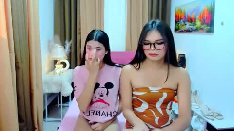 mooreen online show from 10/23/25, 07:18