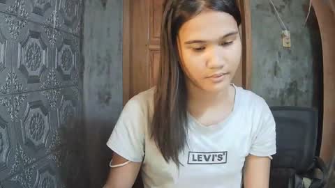 Nova Mae online show from 04/09/26, 06:13