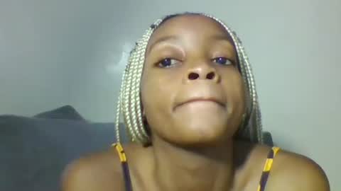 Snapshot of asian_pinay01 chatting on 11/24/25, 07:35 Asia online show from 11/24/25, 07:35