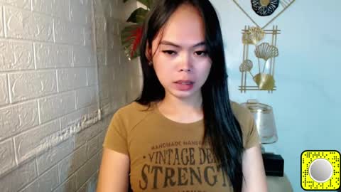 Snapshot of asian_pretty143 chatting on 07/21/26, 12:07 asian_pretty143 online show from 07/21/26, 12:07