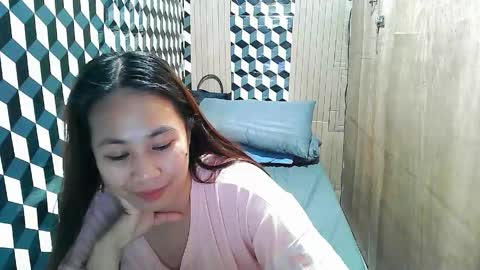 Trixie online show from 04/21/26, 02:01