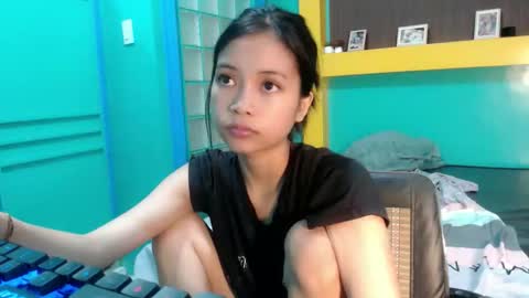 asian_slade online show from 05/17/26, 12:34