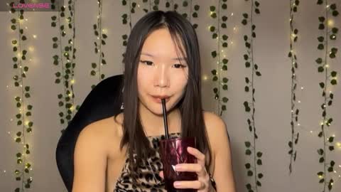 My name Vi online show from 10/12/25, 08:57