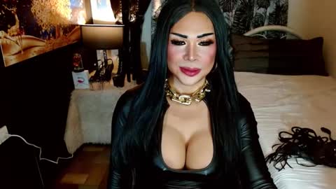 nicole online show from 03/10/26, 06:57