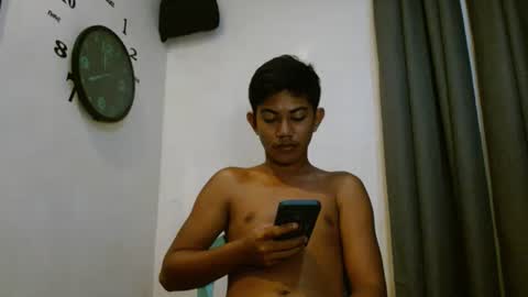 Snapshot of asiancockhero22 chatting on 11/23/25, 03:39 HERO online show from 11/23/25, 03:39