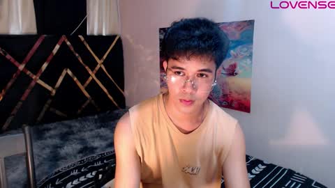 asiancum_peter online show from 03/04/26, 02:28