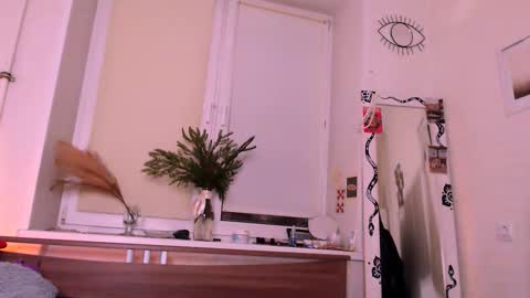 asiancvnt online show from 01/10/26, 07:37