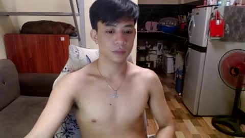 asiandreamboyx online show from 02/13/25, 11:28