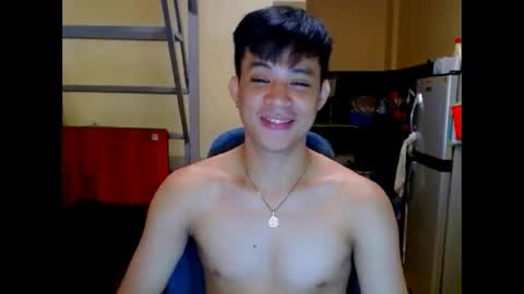 Snapshot of asiandreamboyx chatting on 05/20/26, 02:29 asiandreamboyx online show from 05/20/26, 02:29