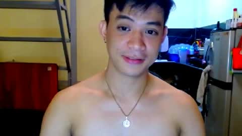 Snapshot of asiandreamboyx chatting on 06/17/26, 04:48 asiandreamboyx online show from 06/17/26, 04:48