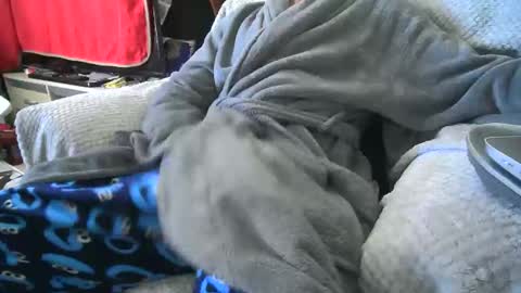 Snapshot of asianlooker chatting on 01/27/25, 12:26 John online show from 01/27/25, 12:26