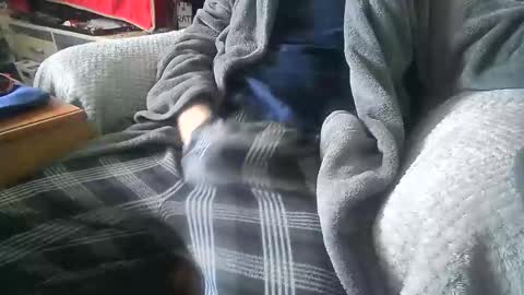 Snapshot of asianlooker chatting on 03/03/25, 02:37 John online show from 03/03/25, 02:37