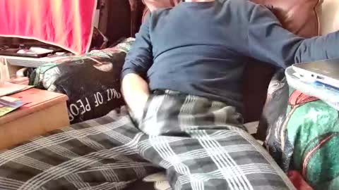 Snapshot of asianlooker chatting on 11/15/25, 02:35 John online show from 11/15/25, 02:35