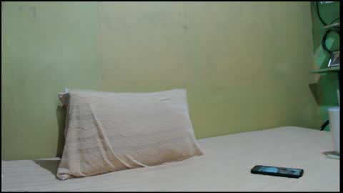 Mhay online show from 10/17/25, 07:11