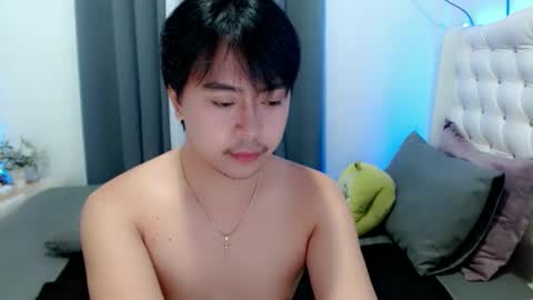 Roy online show from 01/13/25, 03:04